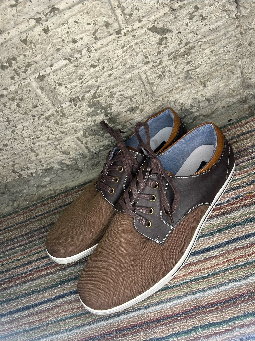Men's Casual Oxford-Inspired Sneakers Size 10.5 Business Casual Work Attire